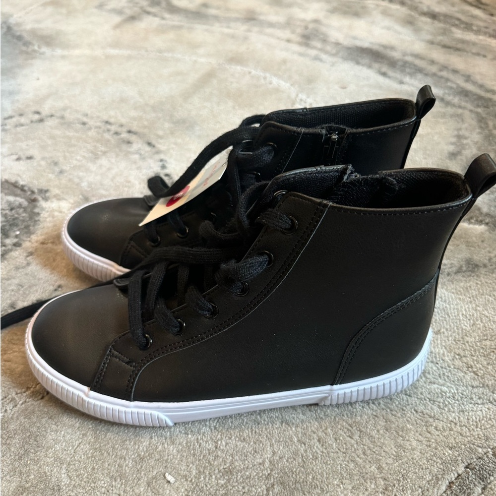 Cat & Jack Hightop Sneakers Sz 5